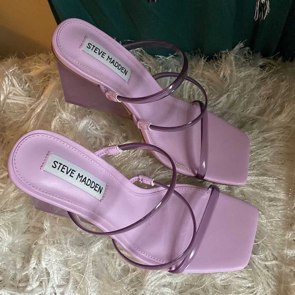 Steve Madden Women’s Clear Transparent Wedge Slide On Sandals in Purple Lilac - Picture 6 of 7